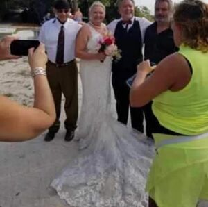 vintage white,I  don't know how dresses are sized but I am a 14 44dd top